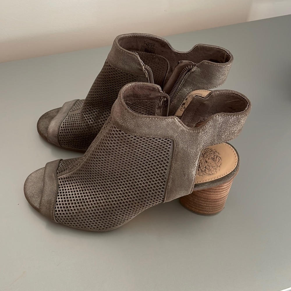 Vince Camuto heels